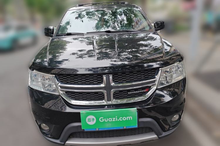 Used Dodge Journey 2013 2.4L Two-Wheel Drive Luxury Version
