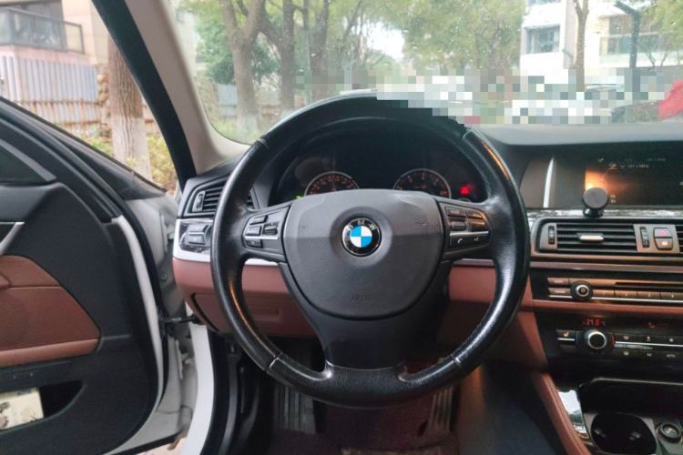 Used BMW 5 Series 2014 525Li Leading Model