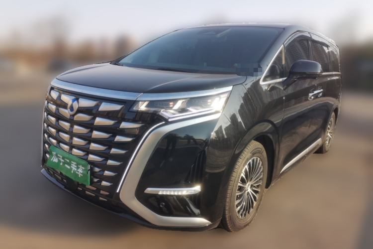 Used Denza D9 2022 DM-i 1040 Prestige Model