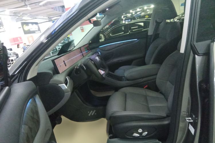 Used IM LS6 2023 Max Standard Edition Left Front Seat