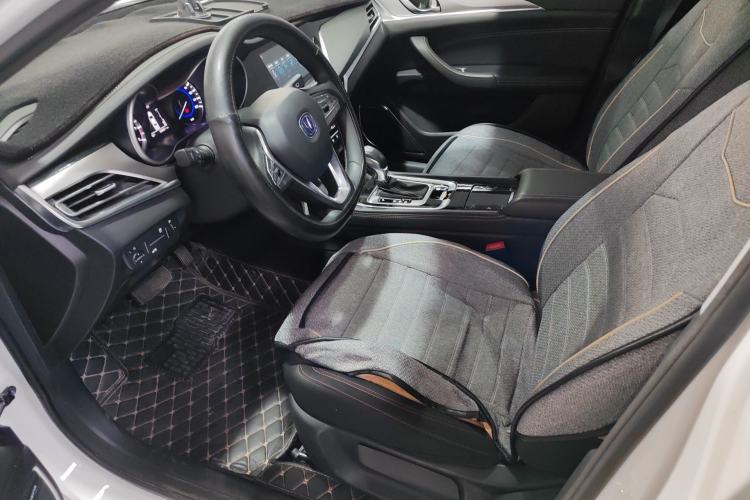 Used CHANGAN Eado 2018 High-Energy Edition 1.6L GDI Automatic RuiFeng Model China V Standard