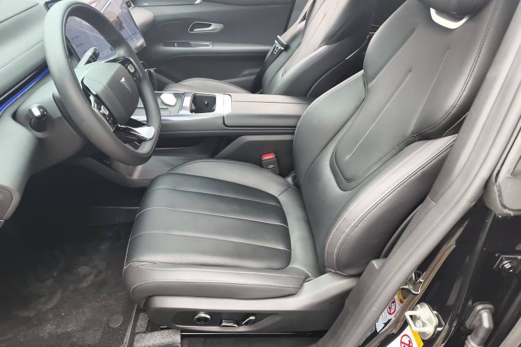 Used Deepal L07 2025 230 Ultra with DeepBlue Intelligent Driving AD PRO Extended-Range Version