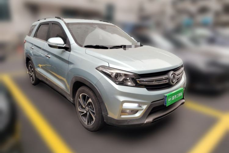 Used Dongfeng Fengon S560 2018 1.8L CVT Smart Connect 7-Seater Front Right 45 Deg