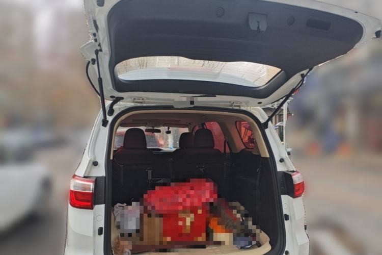 Used Changan Lingxuan 2017 1.6L Manual Elite Model
