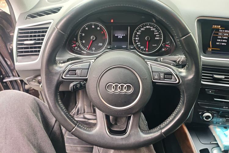 Used Audi Q5 2016 40 TFSI Comfort Model