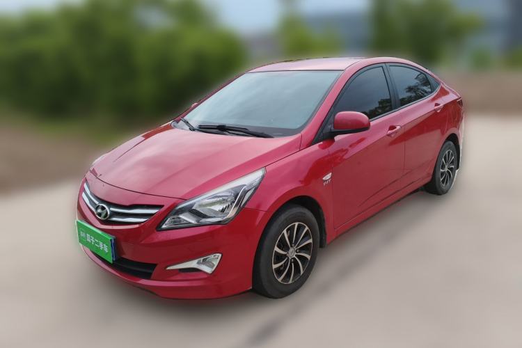 Used Hyundai Verna (older generation) 2014 1.4L Manual Smart GLS Trim