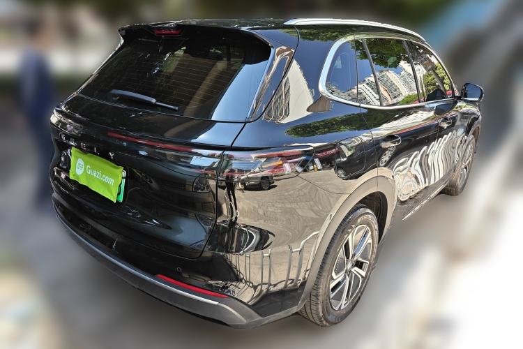 Used Geely Galaxy Xingjian 7 EM-i 2025 120km Exploration+ Version
