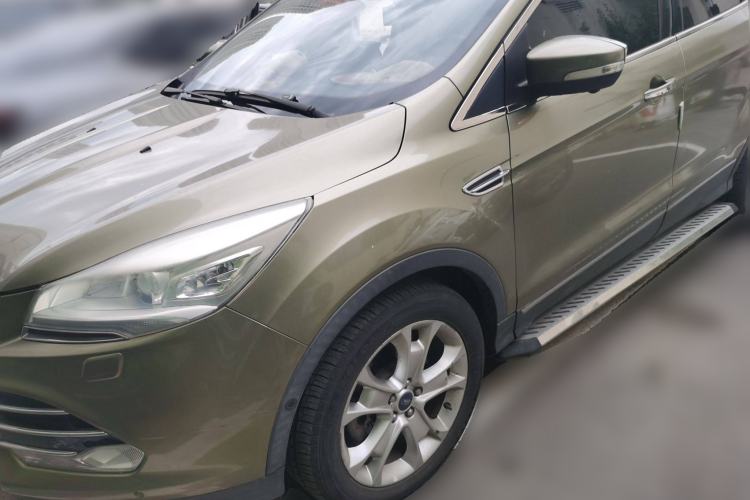 Used Ford Kuga 2015 2.0L GTDi Four-Wheel-Drive Sport Model