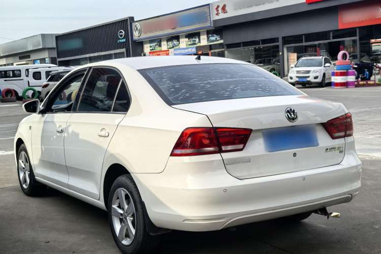 Used Volkswagen Santana 2015 1.6L Automatic Comfort Edition