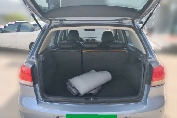 Used Volkswagen Golf 2012 1.6L Automatic Comfort Model
