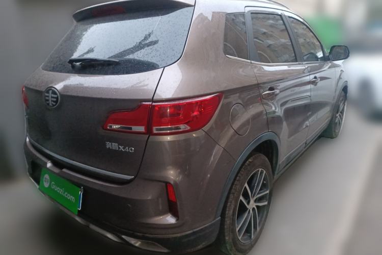 Used Bestune X40 2018 Internet Celebrity Edition 1.6L Automatic Luxury Version
