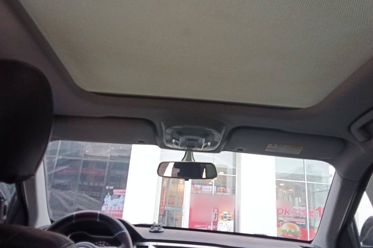 Used Zotye Domy X7 2017 1.8T DCT Luxury Model
