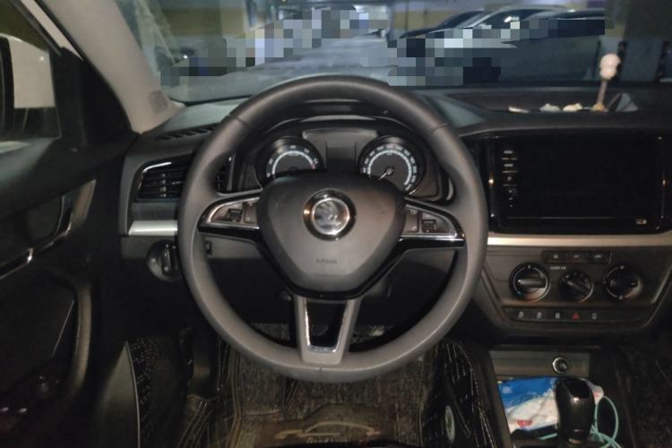 Used Skoda Kamiq 2018 1.5L Automatic Standard Edition China VI Steering Wheel