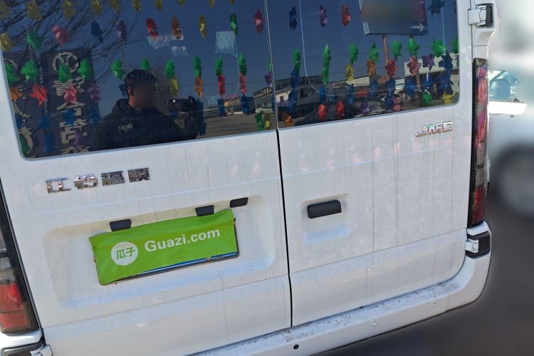 Used JMC Fushun 2023 2.0T Manual Short-Wheelbase Mid-Height Commercial Multi-Purpose 5-Seater Passenger Vehicle