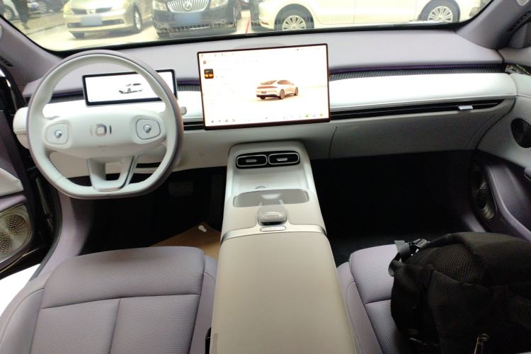 Used CHANGAN NEVO A06 2026 Model 240 Laser Ultra Center Console