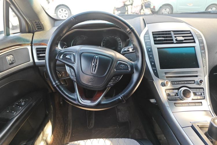 Used Lincoln MKZ 2017 2.0T Luxury Edition
