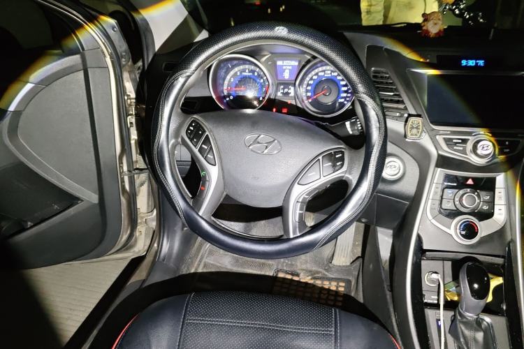 Used Hyundai Elantra (5th Generation / Langdong) 2016 1.6L Automatic Prestige Model Steering Wheel