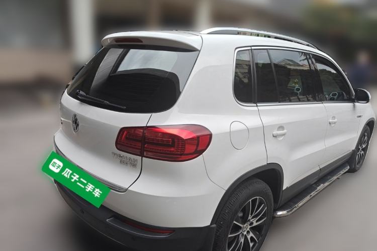 Used Volkswagen Tiguan 2016 300TSI Automatic All-Wheel Drive Luxury Edition Rear Right 45 Deg