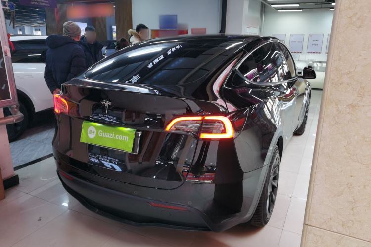 Used Tesla Model Y 2023 Rear-Wheel-Drive Version