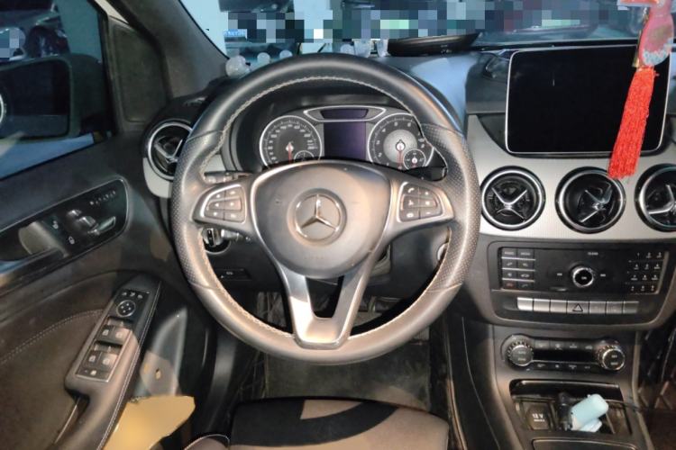 Used Mercedes-Benz B-Class 2018 B 200 Fashion Model