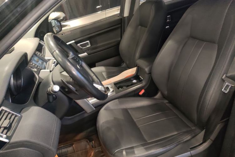 Used Land Rover Discovery Sport 2018 240 PS SE Version