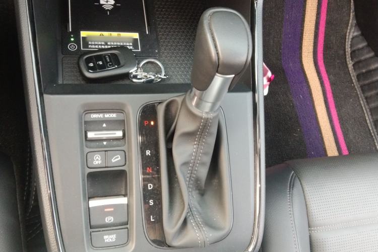 Used Honda CR-V 2024 240TURBO Two-Wheel-Drive FENGSHANG Edition 5 Seats Gear Lever