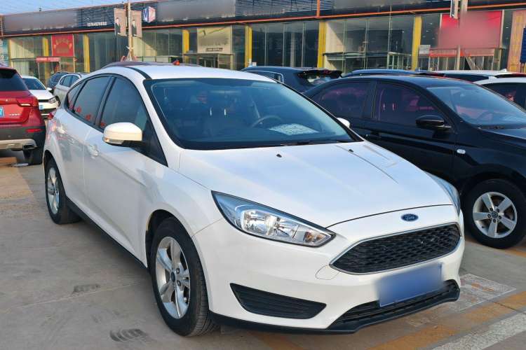 Used Ford Focus 2018 Hatchback Classic 1.6L Automatic Comfort Plus SmartDrive Edition