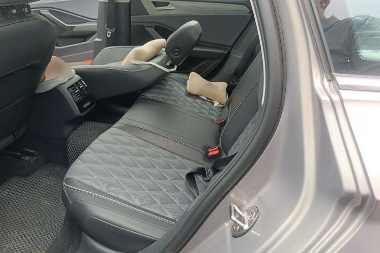 Used Volkswagen Sagitar 2023 300TSI DSG Excellence Edition Left Rear Seat