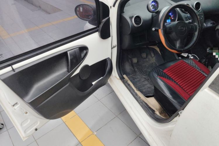 Used BYD F0 2012 1.0L XuanKu Trim
