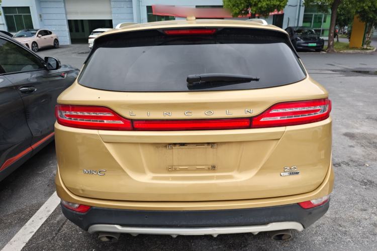 Used Lincoln MKC 2014 2.0T Two-Wheel-Drive Luxury Edition Rear