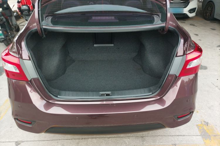 Used Nissan Sylphy 2016 1.6XV CVT Smart Enjoyment Version Trunk