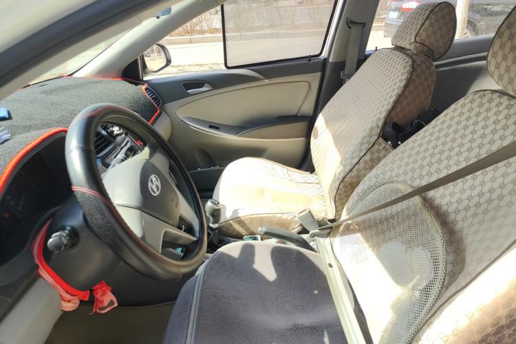 Used Hyundai Verna (older generation) 2016 1.4L Manual Smart GLS Trim
