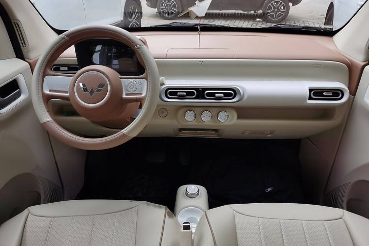 Used Wuling Hongguang MINIEV 2024 3rd Generation 215km Youth Edition