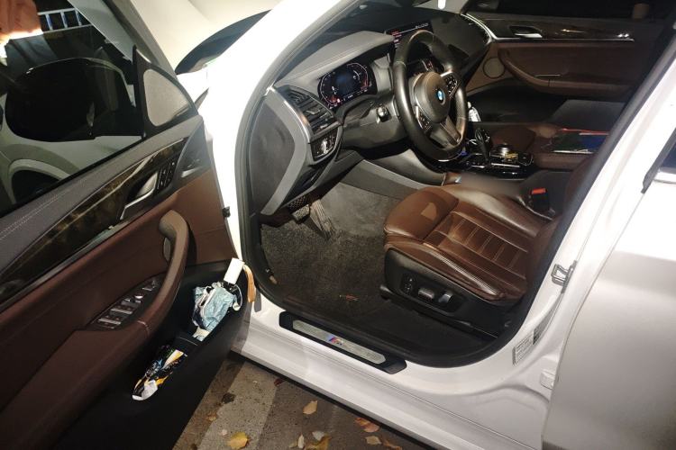 Used BMW X3 2020 xDrive30i Luxury Model with M Sport Package
