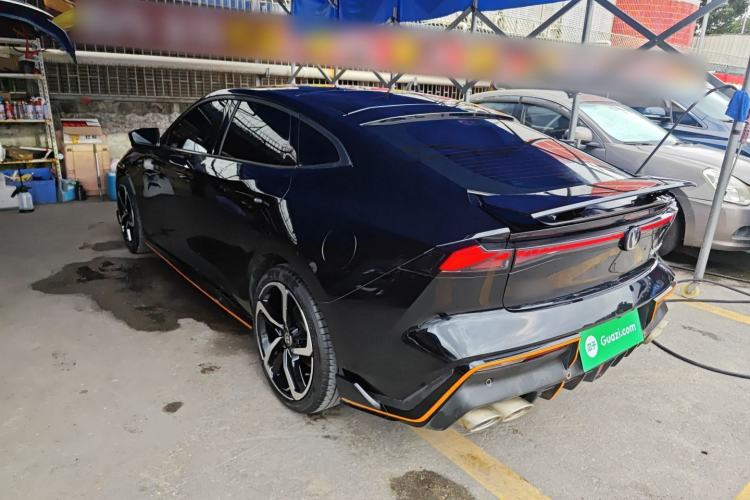 Used CHANGAN UNI-V 2023 1.5T Sport Edition Exterior 2