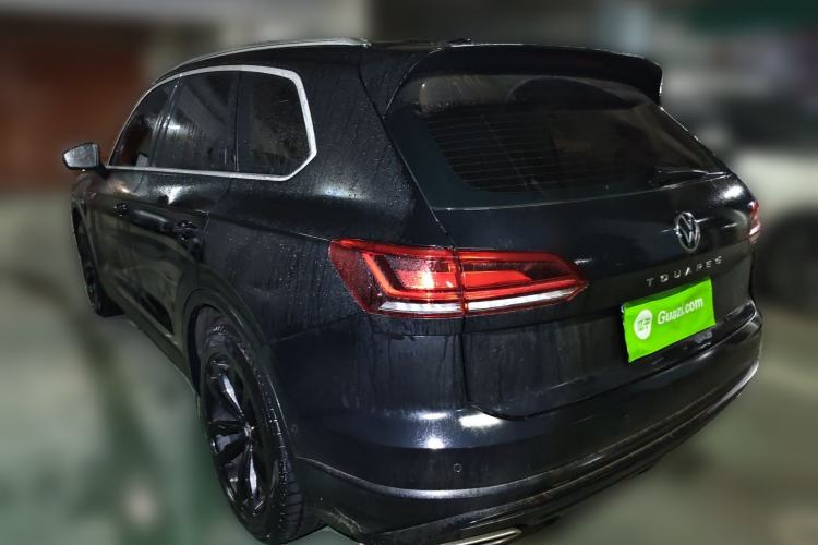 Used Volkswagen Touareg 2022 2.0 TSI RuiShang Edition Rear Left 45 Deg