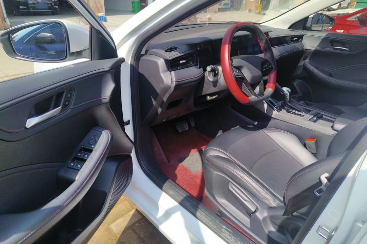 Used Roewe i5 2023 1.5L CVT Luxury Edition