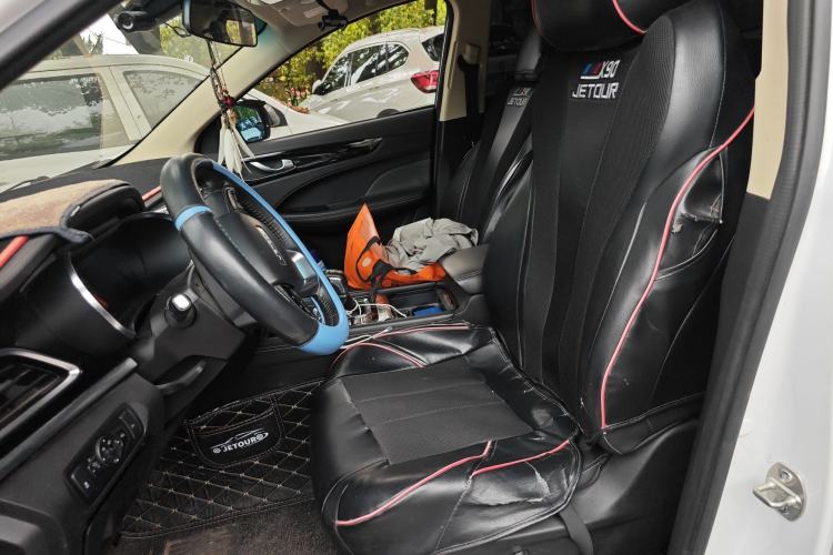 Used JETOUR X90 2019 1.5T Manual Smart Enjoyment Version 6 Seats China VI Standard
