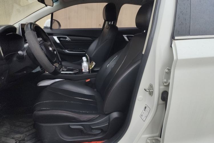 Used BAIC Beijing EU5 2018 R500 Smart Wind Edition
