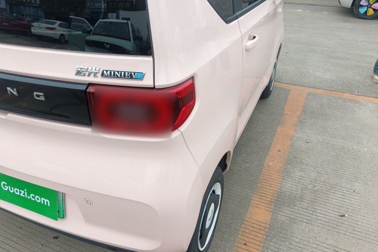 Used Wuling Hongguang MINIEV 2022 Macaron Premium Model – Lithium Ternary Battery Exterior 3
