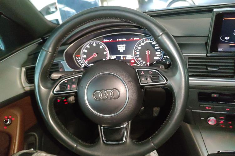 Used Audi A6L 2018 30th Anniversary Edition 45 TFSI quattro Sport model
