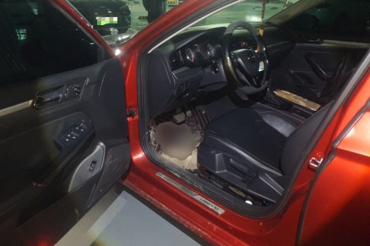 Used Volkswagen Lamando 2015 280TSI DSG Comfort Edition Driver Seat