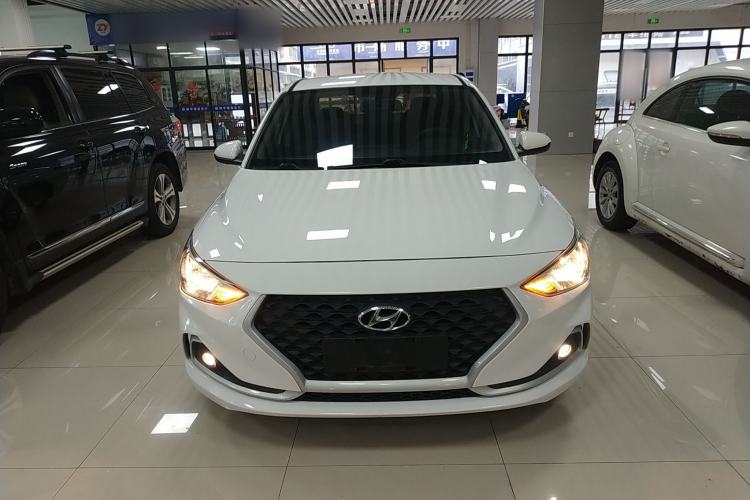 Used Hyundai Celesta 2018 1.6L Automatic GL Enjoyment Edition China VI compliant