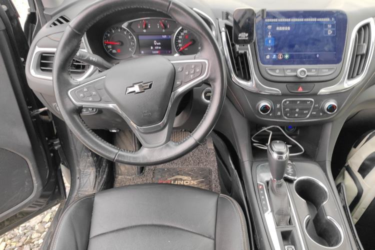 Used Chevrolet Equinox 2019 535T Automatic YuJie Edition China V Standard Steering Wheel