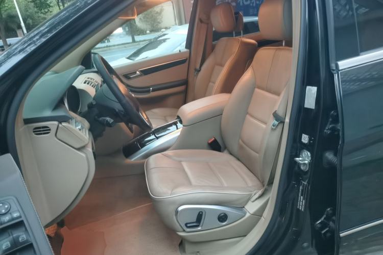 Used Mercedes-Benz R-Class 2017 R 320 4MATIC Business Edition Prestige Model Left Front Seat