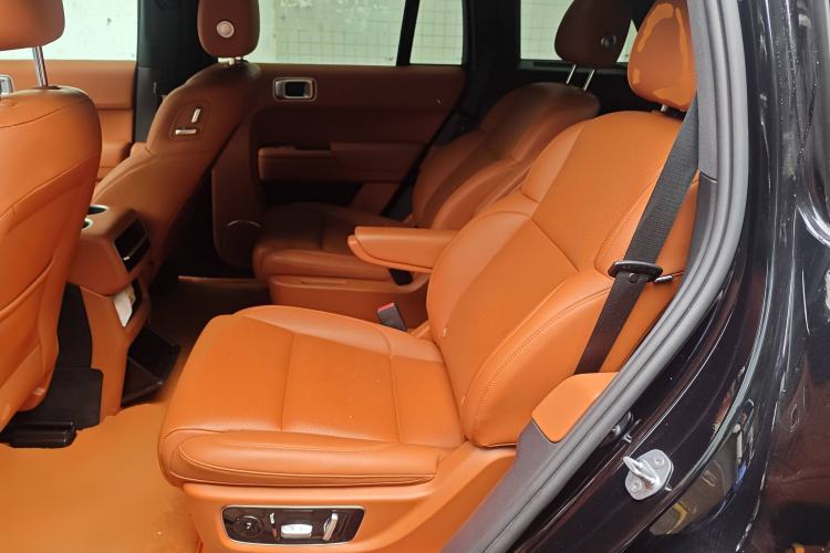 Used Li Auto L8 2023 Pro Model
