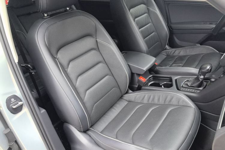 Used Volkswagen Tiguan L New Energy 2019 430 PHEV Hybrid Flagship Model Right Front Seat