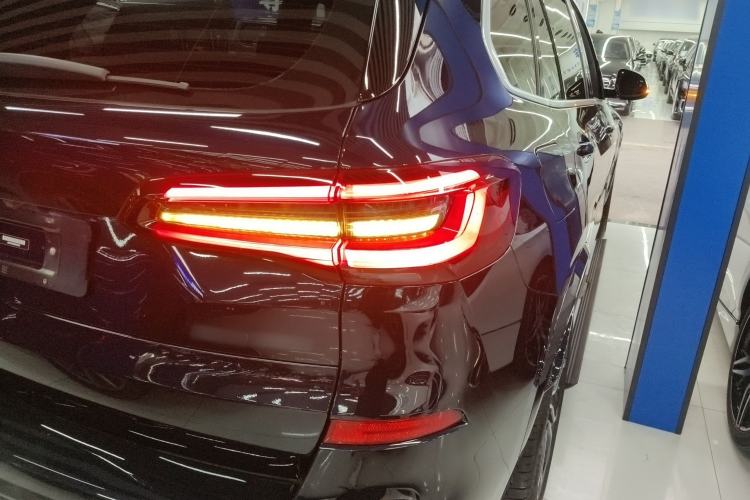 Used BMW X5 2022 Restyled xDrive 40Li Luxury Edition M Sport Package