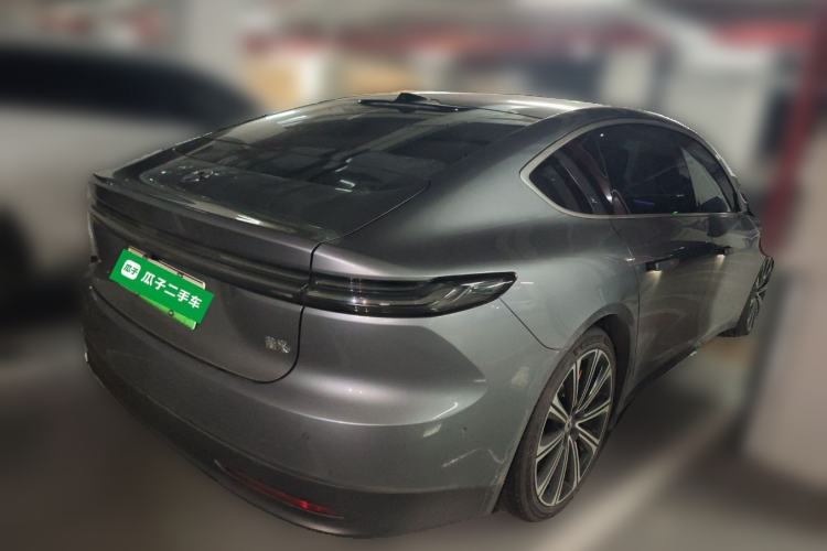 Used Nio ET7 2024 75 kWh Executive Edition Rear Right 45 Deg