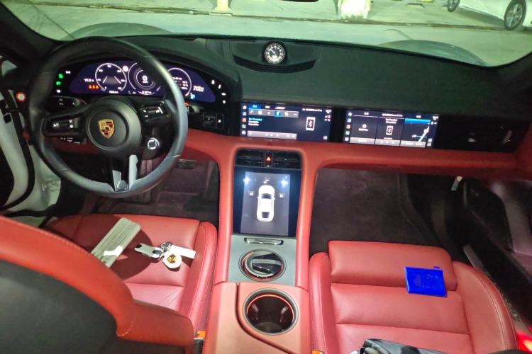 Used Porsche Taycan 2022-Year Restyled Taycan 4S Center Console